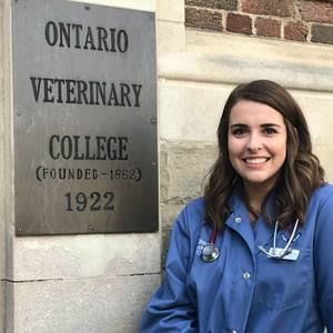 Meet your Posher, Emma